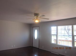 318 S Barr St, Centralia, MO 65240