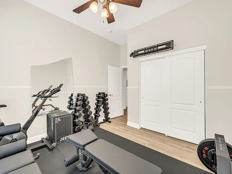 7259 E Tyndall St — Photo 30