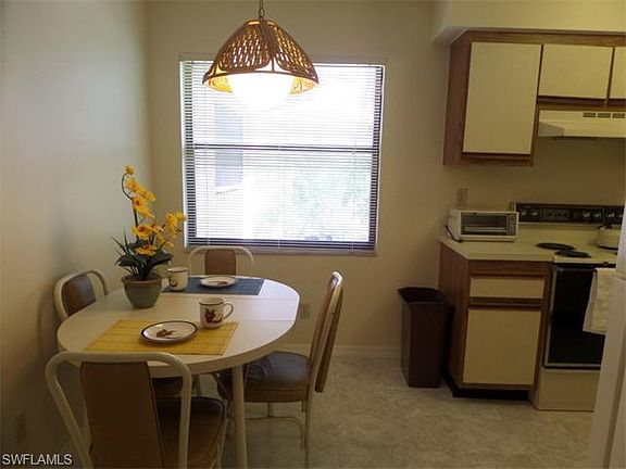 5th image of 221 Fox Glen Dr APT 2307