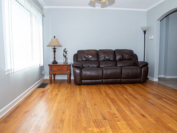 4th image of 1747 N 22nd Ave
