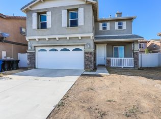 930 Sparrow Way, Perris, CA 92571