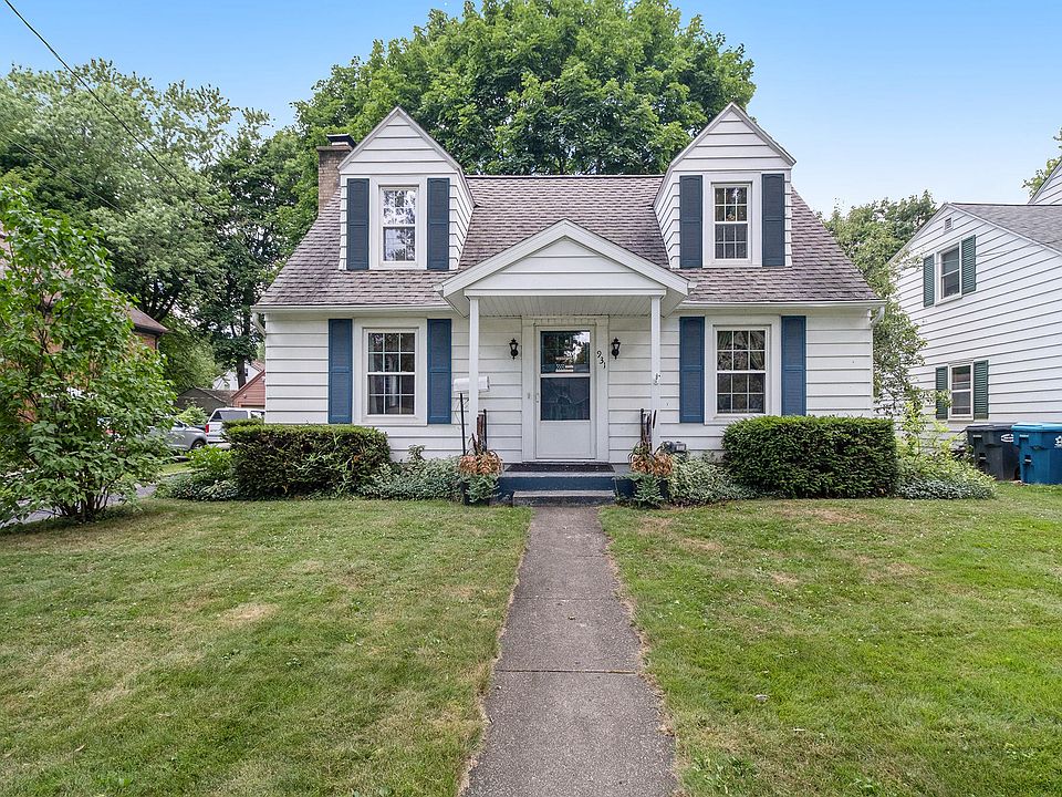 1st image of 931 Cambridge Dr