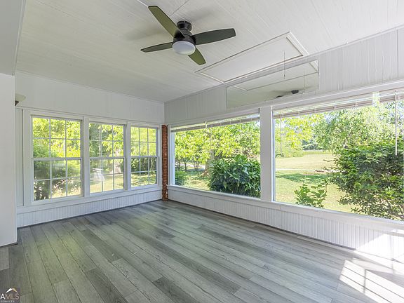 3rd image of 47 McGuire Rd