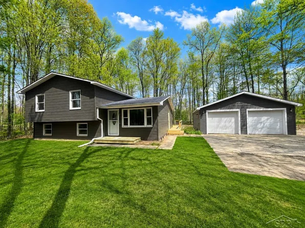 219 S Nine Mile Rd, Midland, MI 48640