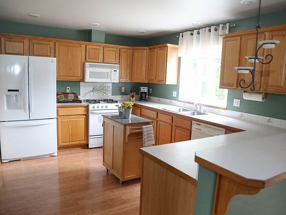 5th image of 1706 79th Ct SE