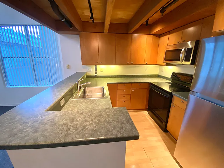 825 Minnesota St #5 — Photo 3