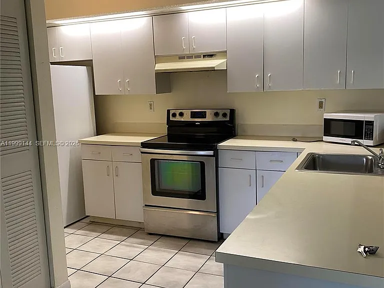8500 SW 212th St #106 — Photo 7