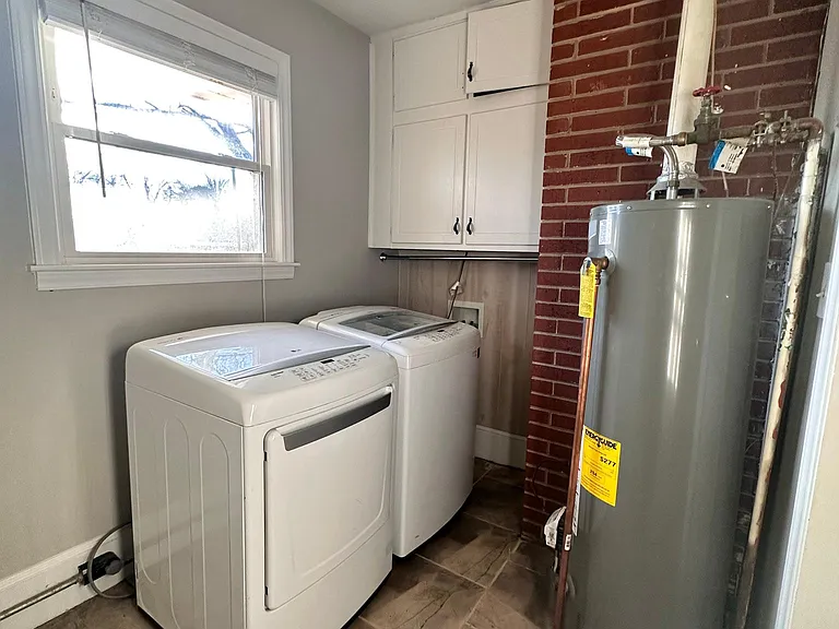 3825 Sheffield Dr — Photo 32