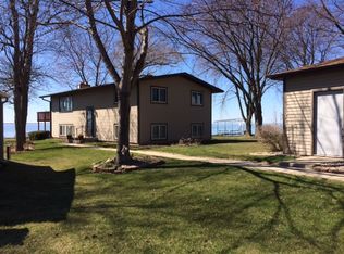 N9292 Willow Lane Beach Rd, Fond Du Lac, WI 54937