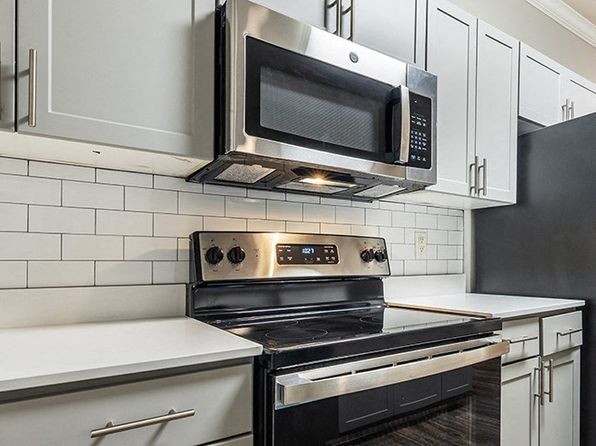 1601 Towne Crossing Blvd APT 918
