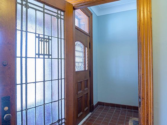3rd image of 3423 Whitfield Ave APT C