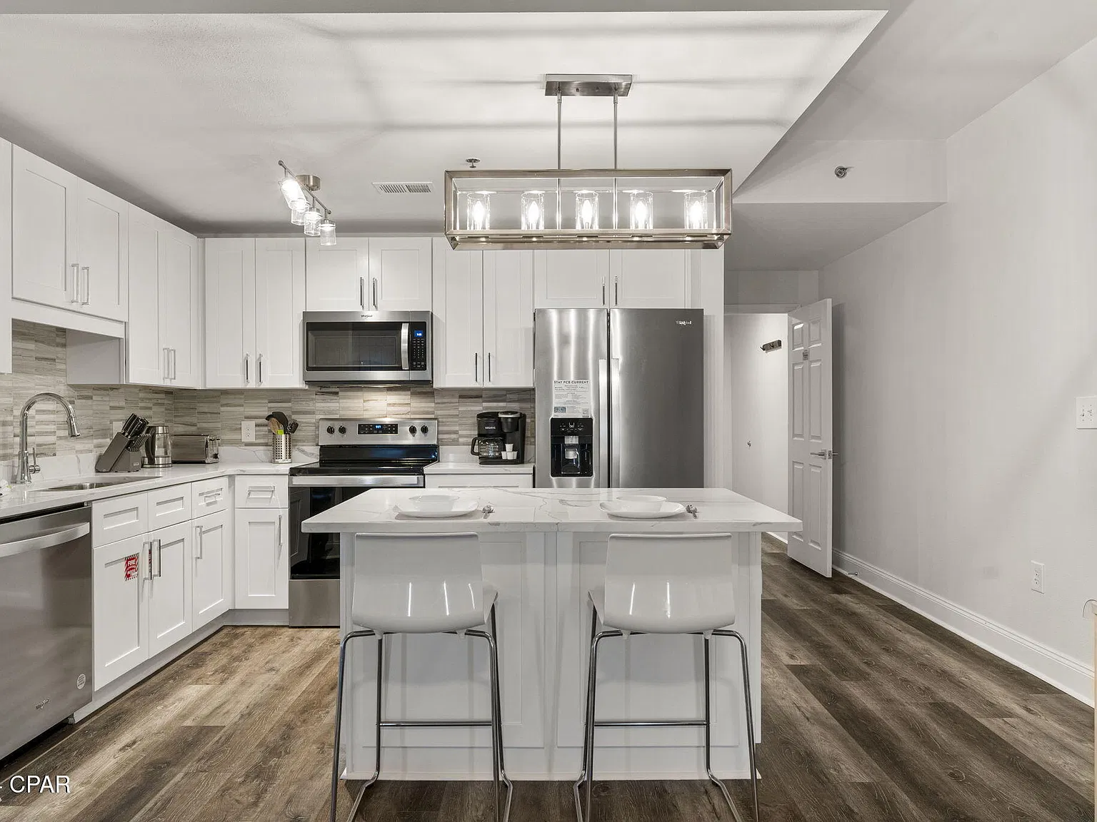 2 bed, 1262 sqft, $2,000 — Photo 2