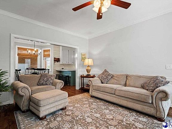 4th image of 1727 Malden Dr