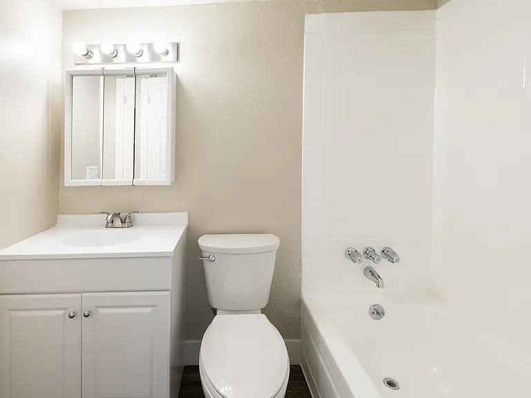 Aspen Ridge Apartments — Photo 22