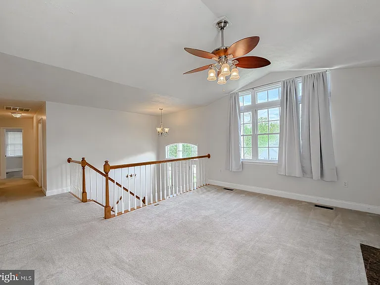 46231 Sylvan Ct — Photo 7