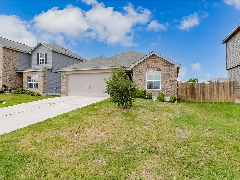 18744 Speculator Ln — Photo 2