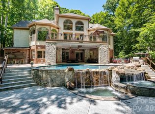 1090 N Saunders Dr, Catawba, NC 28609