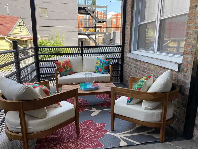 1441 W Fry St #2 — Photo 3