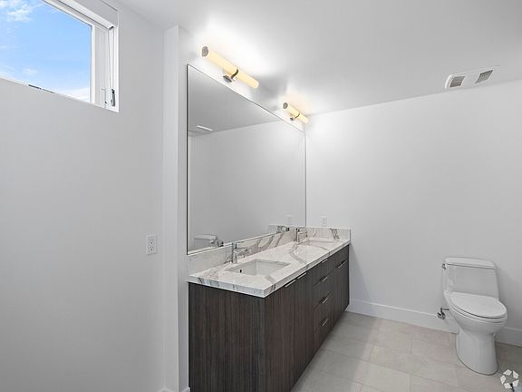 5th image of 3422 El Camino Real #419