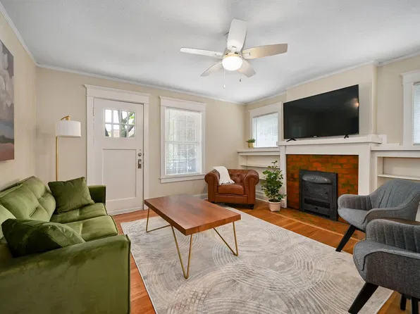 3241 Gillham Rd APT 1, Kansas City, MO 64109