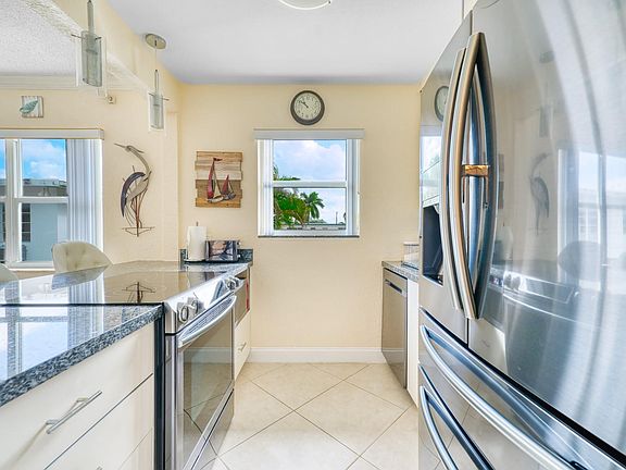 5th image of 625 Orton Avenue #16