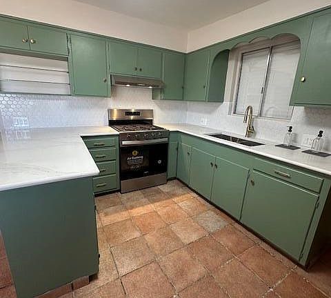 5th image of 1705 E 6th Street