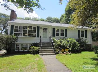 32 Grove Street Pl, Arlington, MA 02474