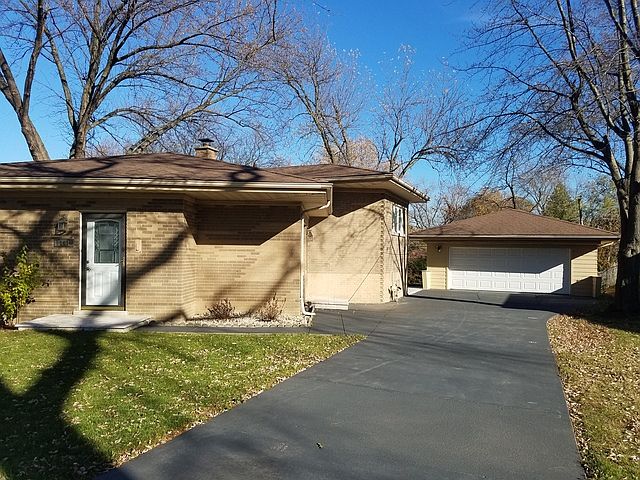 1st image of 1441 S Lombard Ave