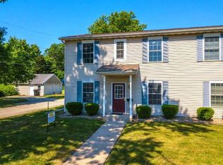 607 Kingsley St, Normal, IL 61761