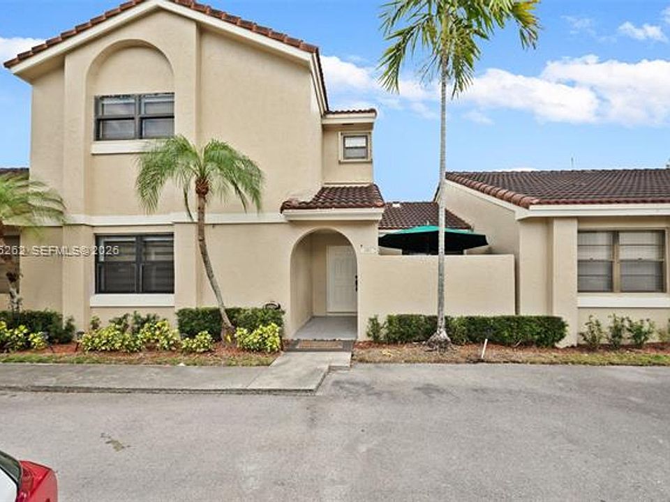 1st image of 6523 NW 170th Ln #Townhouse 6523