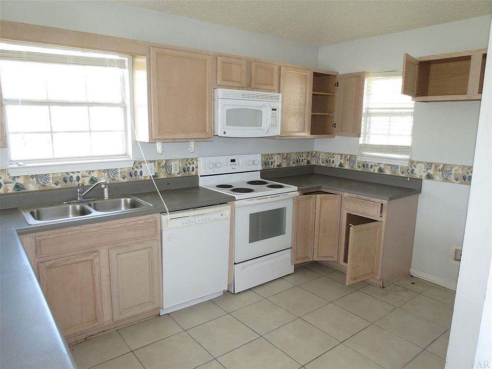 1st image of 5569 Centerbrook Pl
