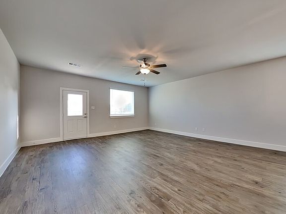 5th image of 3412 New York Ave