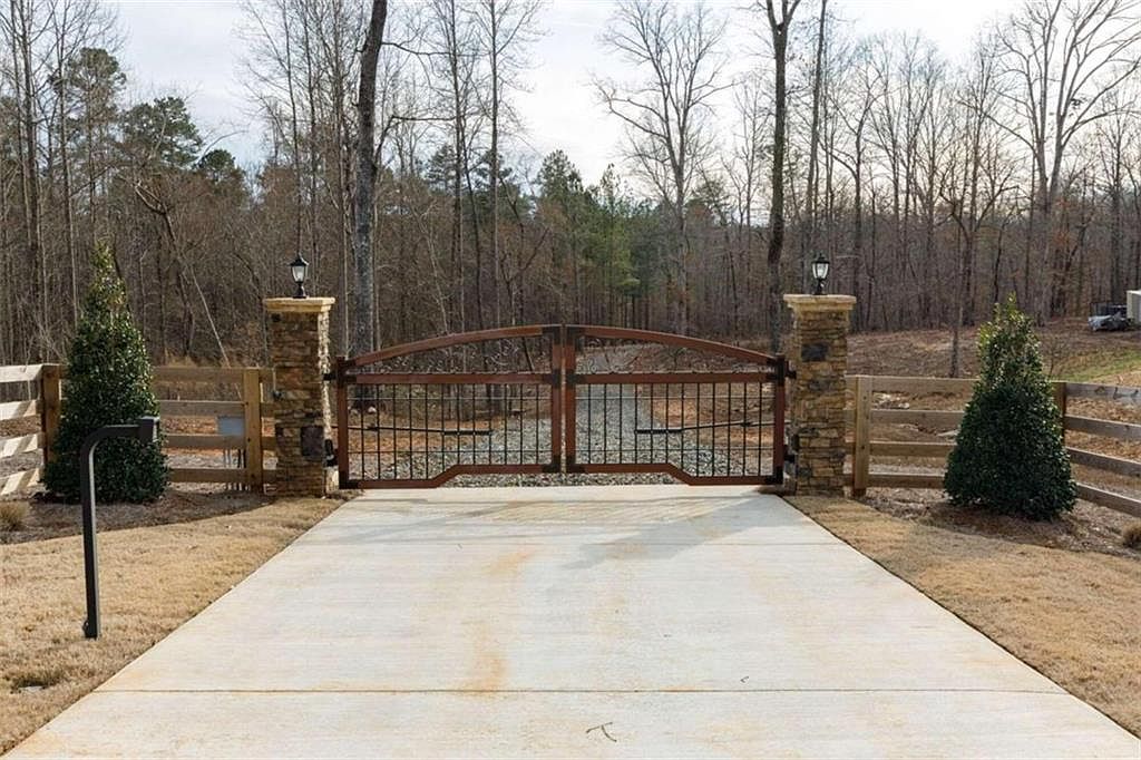 352 Mulberry Rd, Winder, GA 30680 MLS 7177526 Zillow