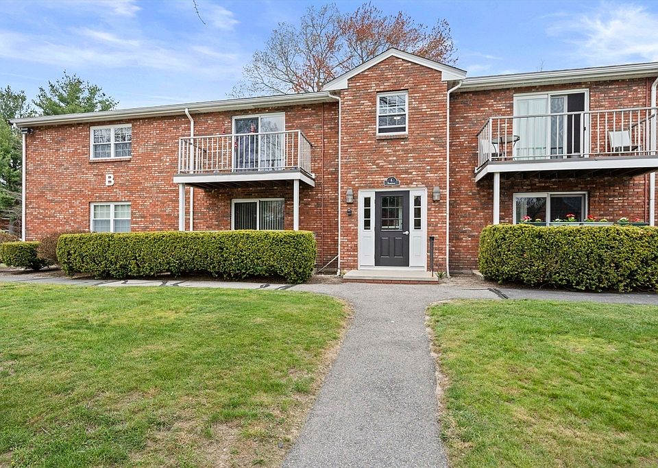 1st image of 6 Kingswood Dr #11