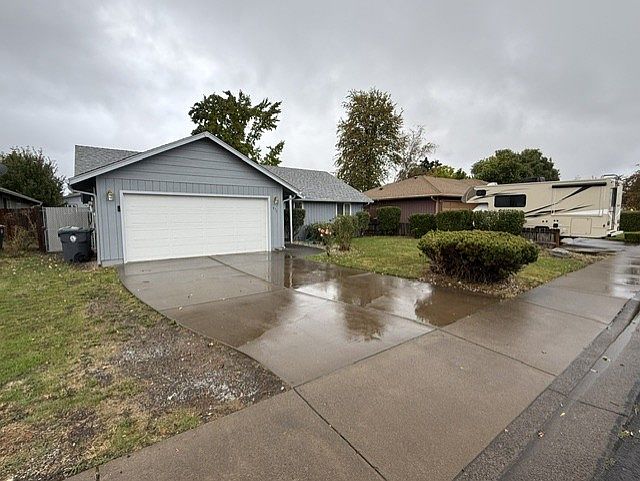 1st image of 971 Peachwood Ct