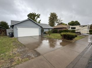 971 Peachwood Ct, Medford, OR 97501