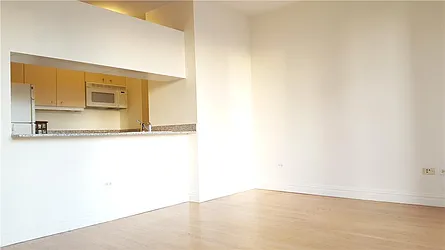 Rented by R New York