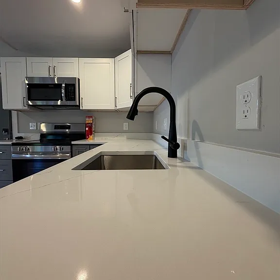 944 East St #3 — Photo 8