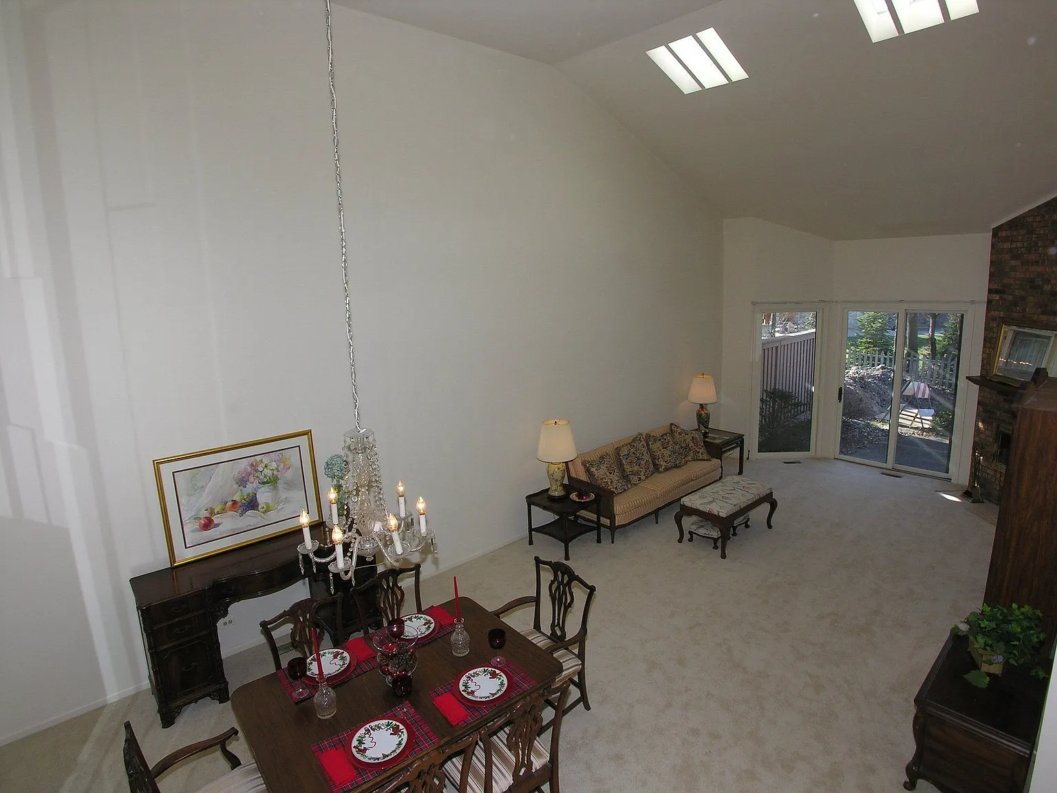 1220 Indian Trail Rd photo 1