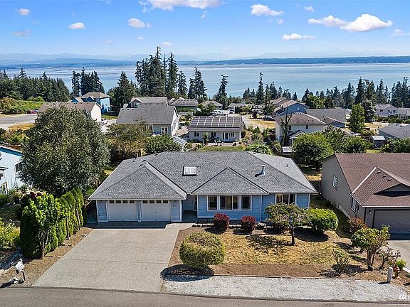 2nd image of 1031 Fisher King Way