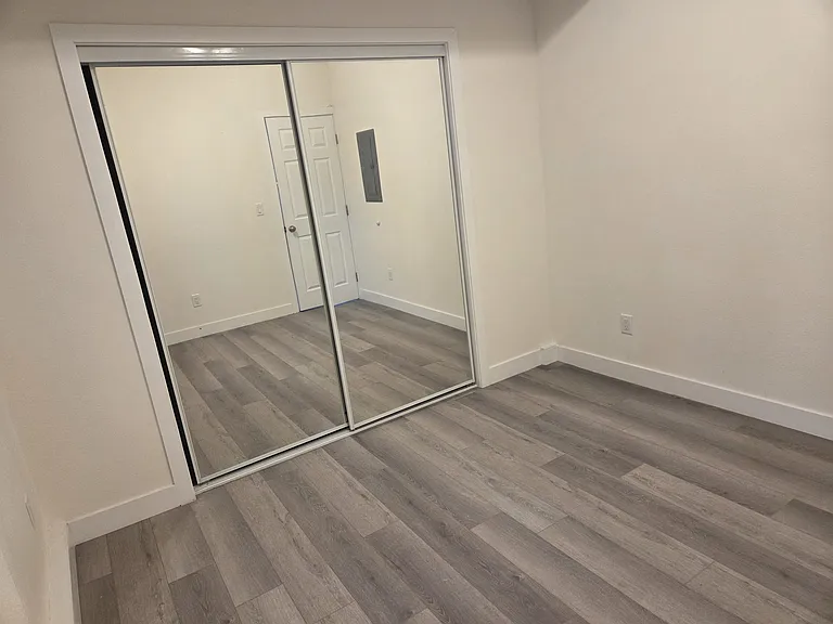 Oscar Ct — Photo 7