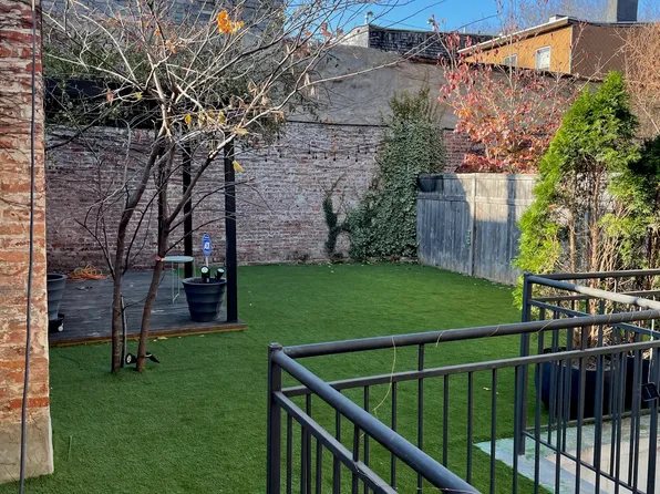 245 Manhattan Avenue image 1 of 14