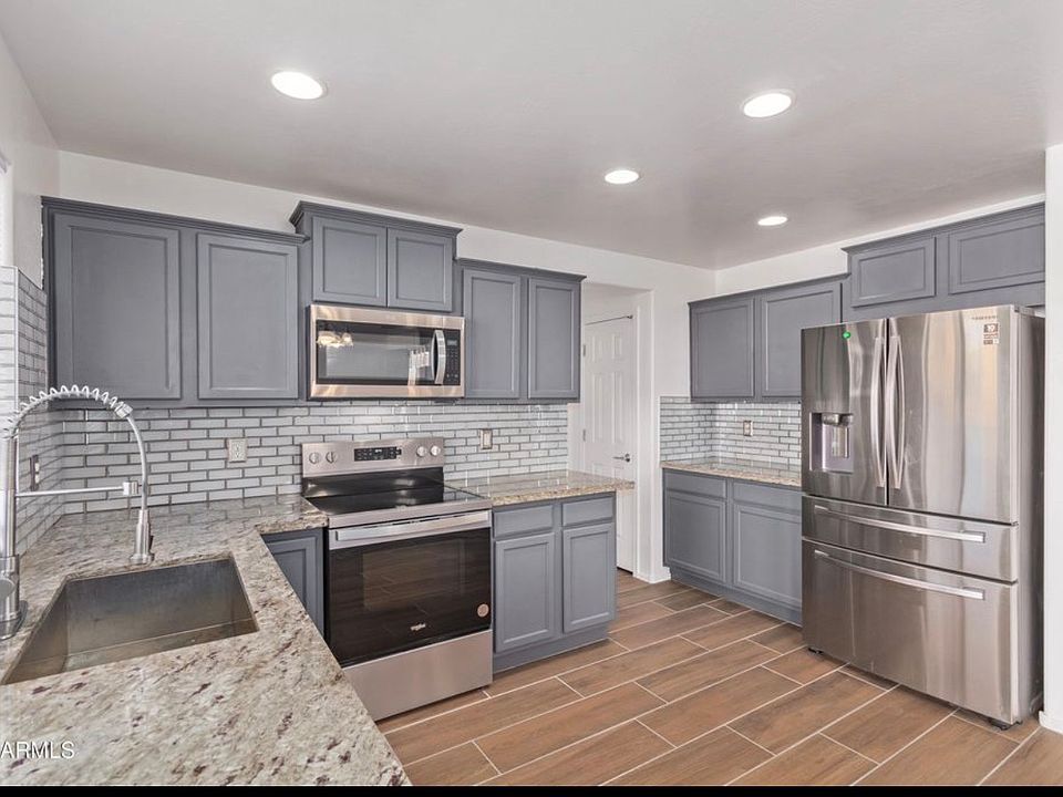 1st image of 4644 W Lemon Ave
