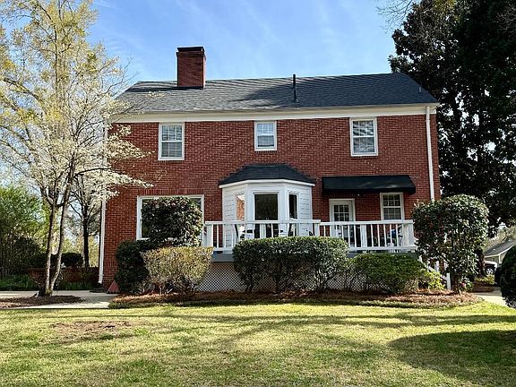 2nd image of 2064 Oxford Rd