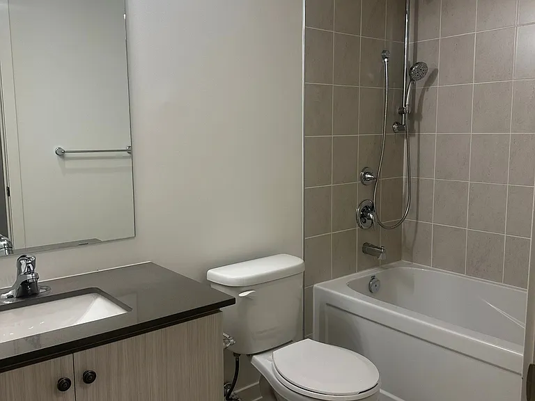 58 Elizabeth St S #2103 — Photo 9