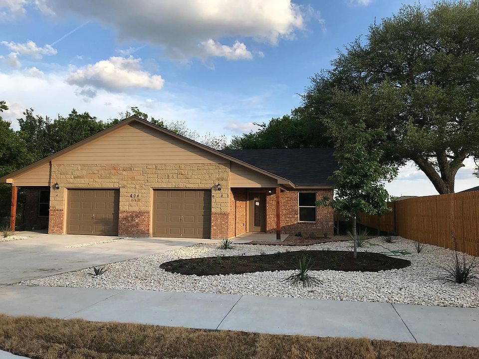 1st image of 602 Horseshoe Dr