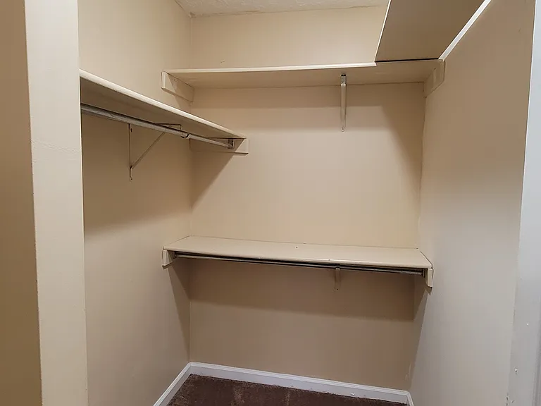 2082 Montgomery Trl — Photo 21
