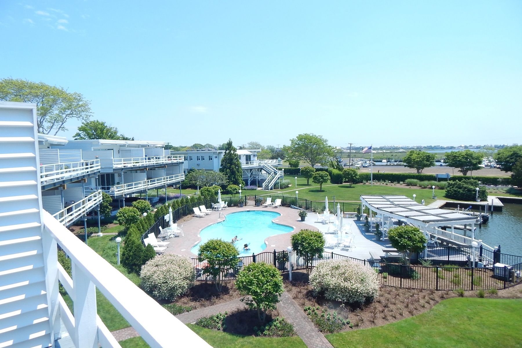 35 Library Ave, Harbor House Unit 4 N, Westhampton Beach, NY 11978