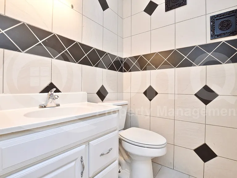 4265 E Vineyard Rd — Photo 19