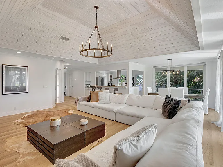 11839 Pebblewood Dr — Photo 18
